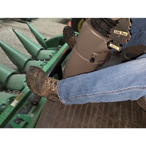 Tractorseats.com - K&M Mfg Footrest for Case IH and New Holland